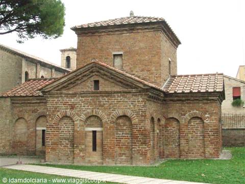 RAVENNA - Mausoleo di Galla Placidia