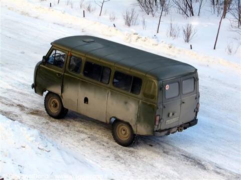 Un furgone UAZ adibito ad ambulanza