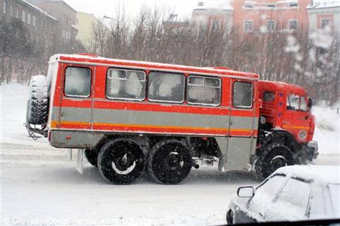 La corriera 6x6