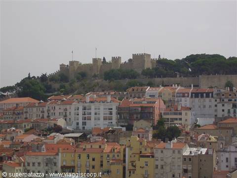 lisbona "quartiere Alfama"