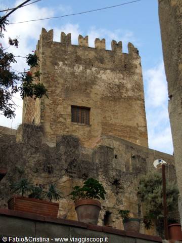 Brolo - La Torre del Castello