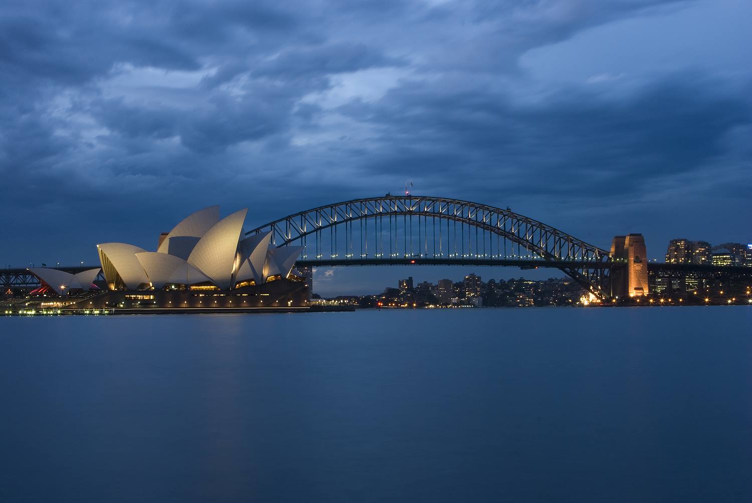 Sydney harbour con opera house