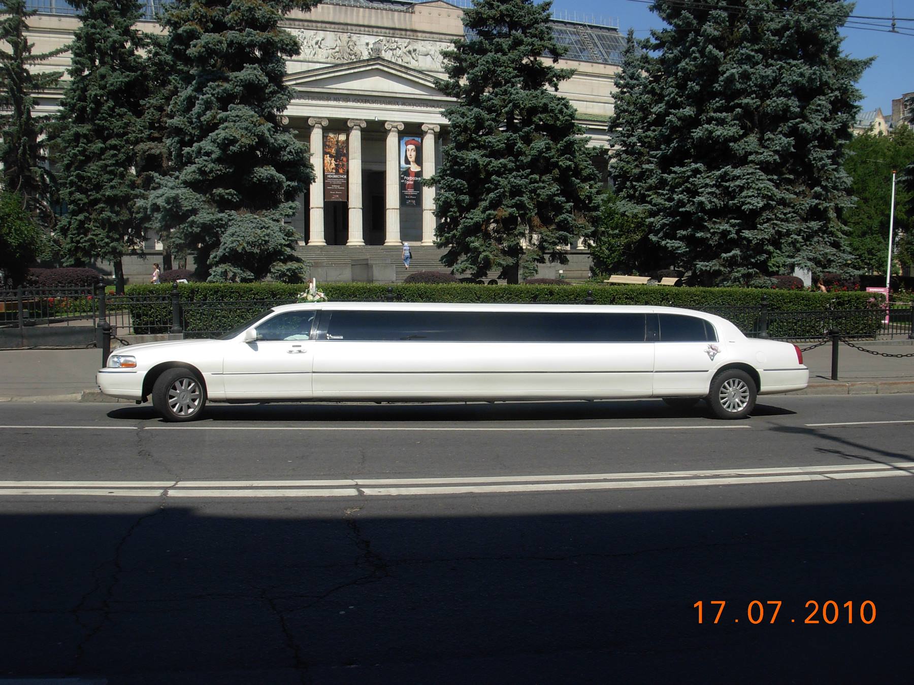Mosca - limousine!