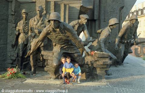Varsavia - monumento alla guerra