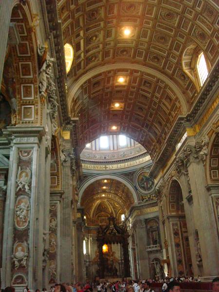 Vaticano - all'interno di San Pietro