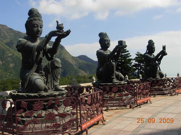 Hong Kong - Big Buddha nell'isola di Lantau