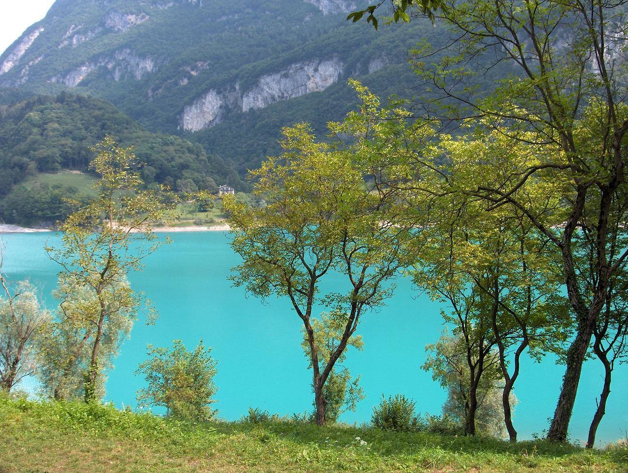 Lago di Tenno