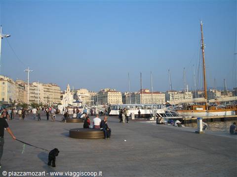 lungo il vieux port