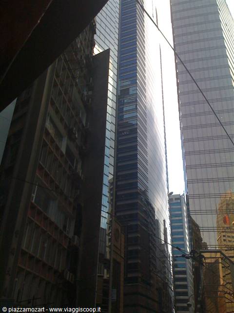 SUPER HONG KONG
