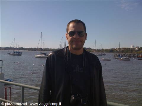 tommy sul porto di colonia