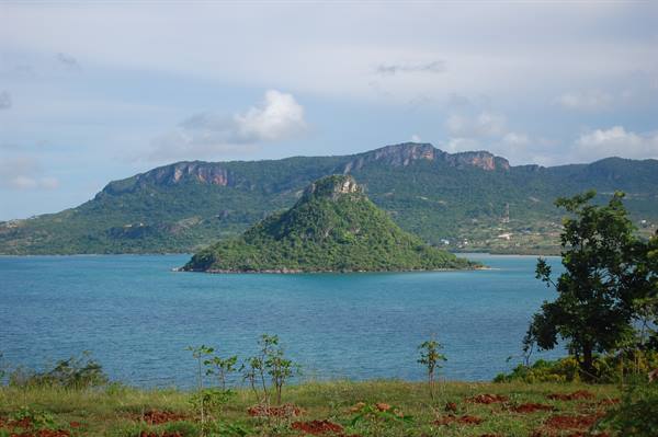 Le pain de sucre baie D. Suarez
