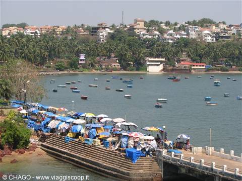 Goa, spiaggia Dona Paula