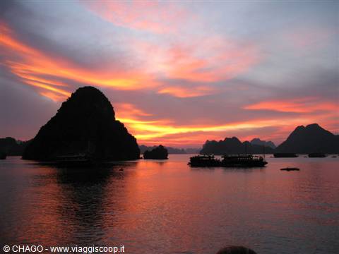 tramonto ad Ha long