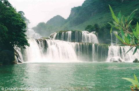 Detian falls