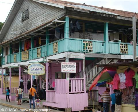 Coxen Hole, capoluogo di Roatan