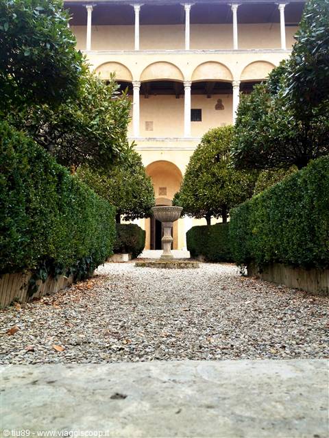 Pienza in un pomeriggio nuvoloso