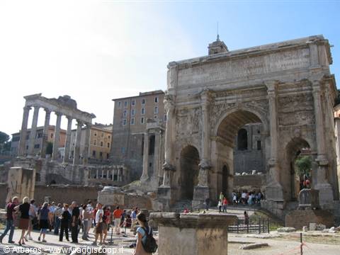 L'Arco Augusto ai Fori Imperilali