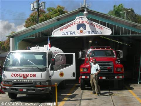 Bombeiros a La Romana