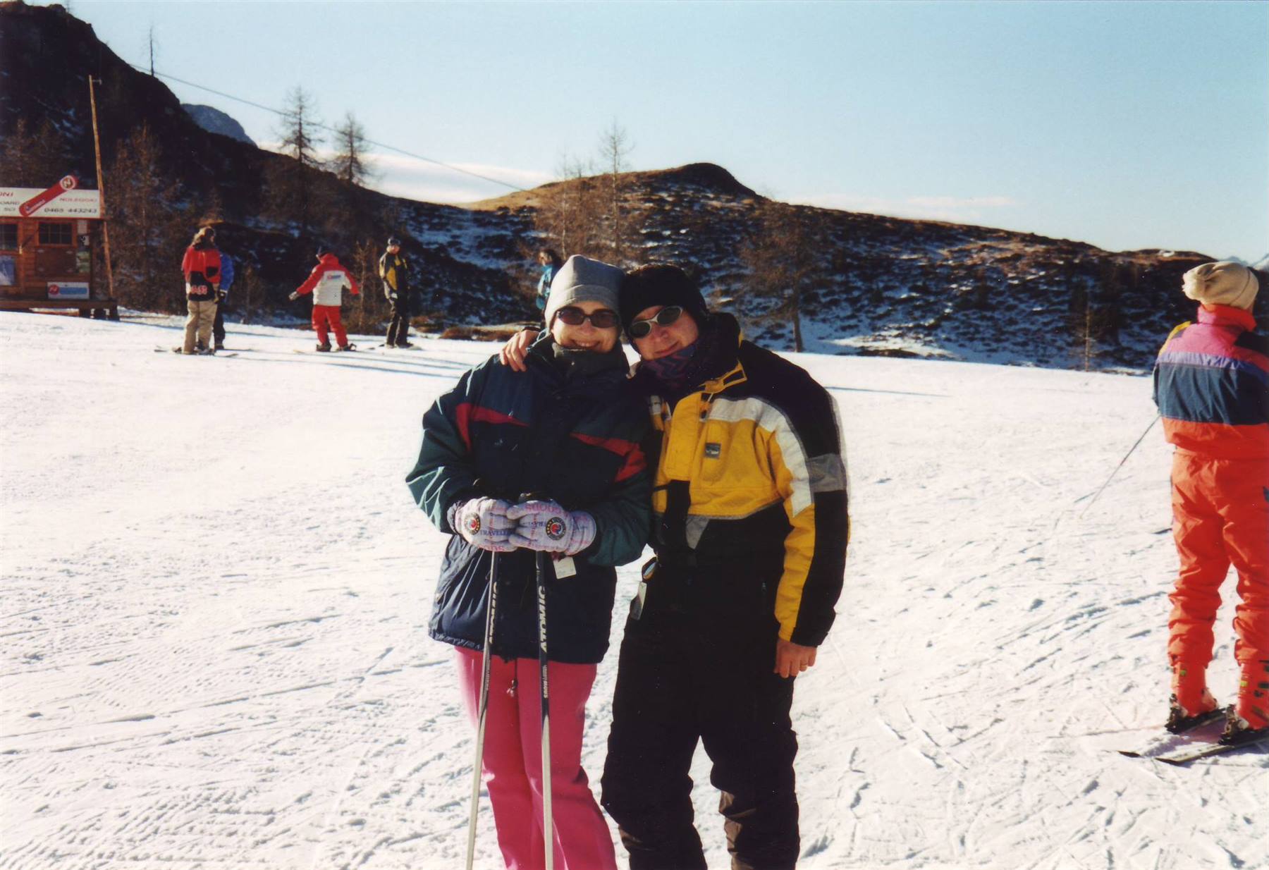 mamma mia quanta neve.....guardate lo sfondo