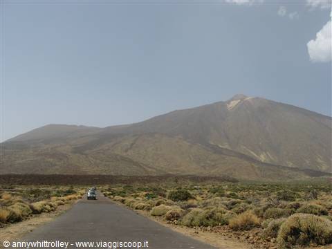on the road to Teide