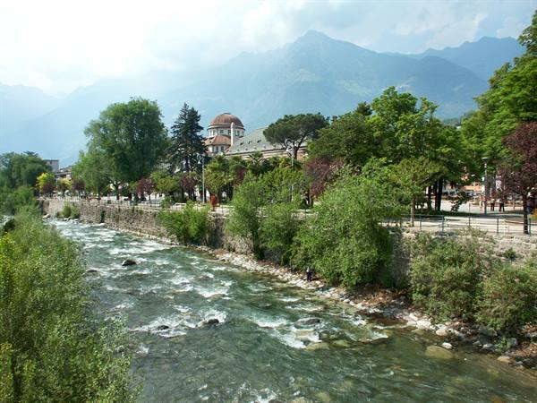 Merano 023 - Lungo il Passirio