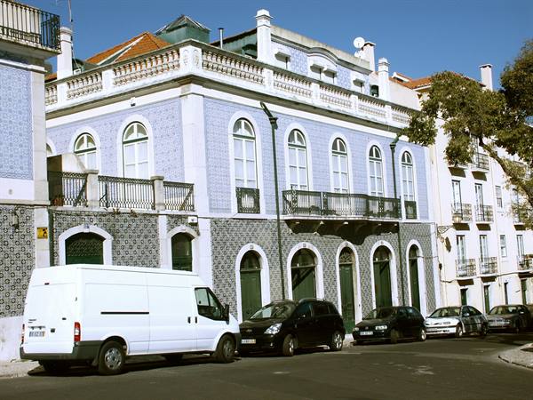 01 Lisbona - 11.16 Alfama - Campo de santa Clara