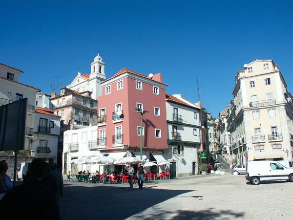 01 Lisbona - 11.24 Alfama