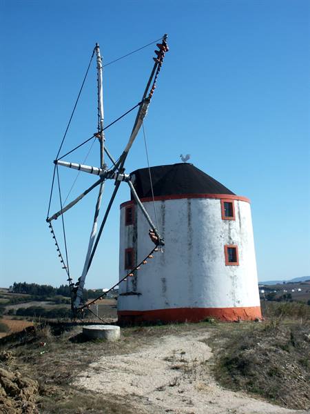 06.03 da Mafra ad Óbidos - Mulino a vento