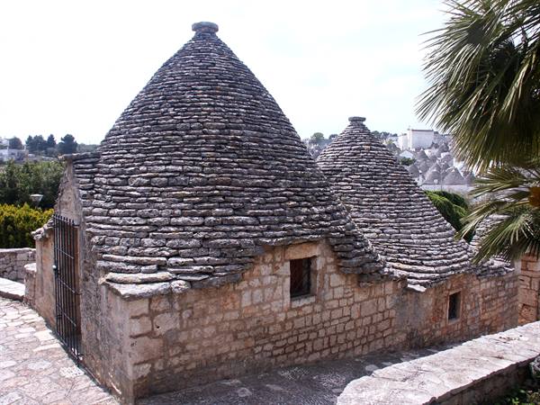 03-02 - Alberobello