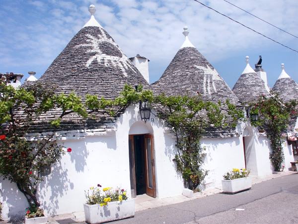 03-12 - Alberobello