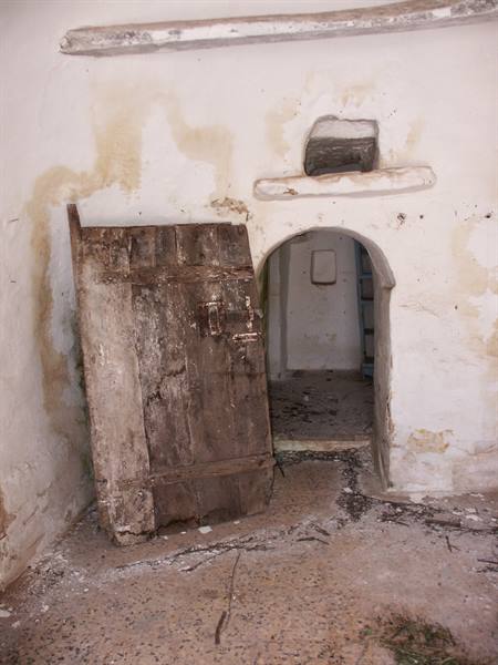 08-11 - Grotta Figazzano - Trullo abbandonato