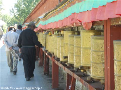 preghiere intorno al Potala