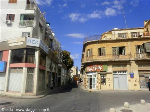 Nicosia greca