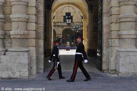 Cambio della guardia