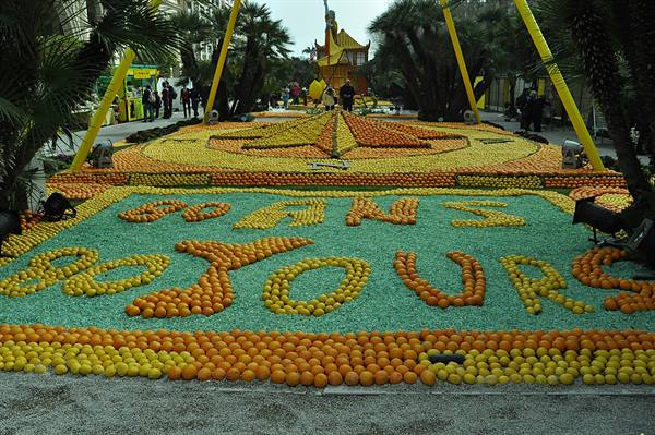 Mentone festa dei limoni