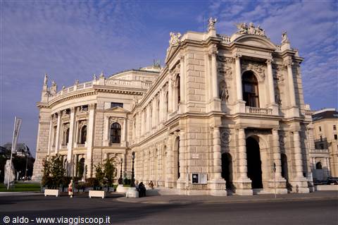 Teatro Burg