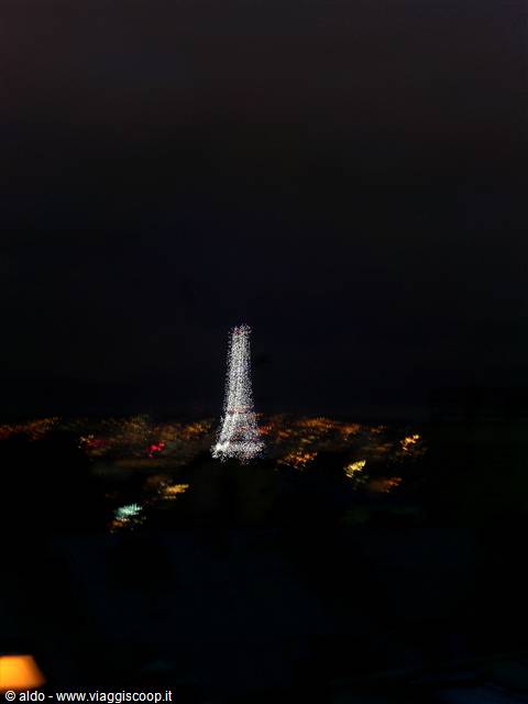 Tour Eiffel by night