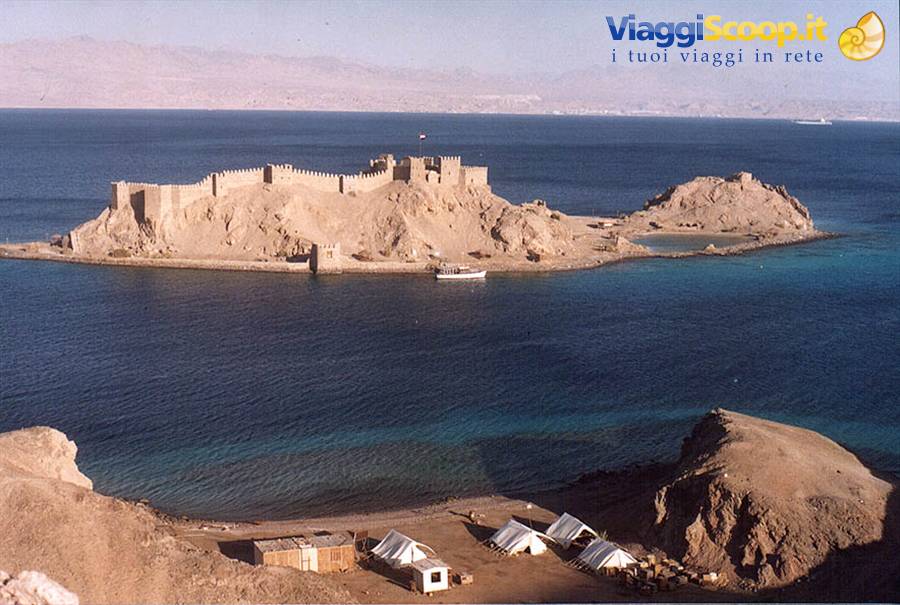 Forte Saladino di fronte a Taba