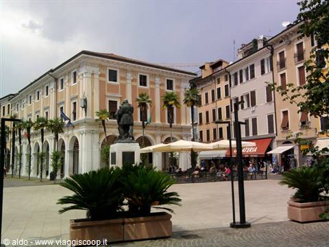 Salò