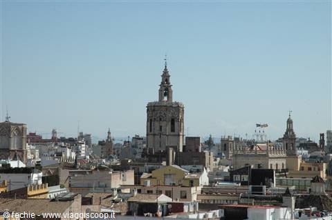 Il Miguelete visto dalle Torres de Serranos