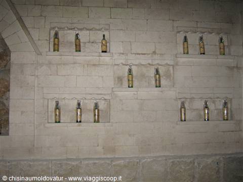 http://www.chisinaumoldovatur.com/moldava/cantine/
