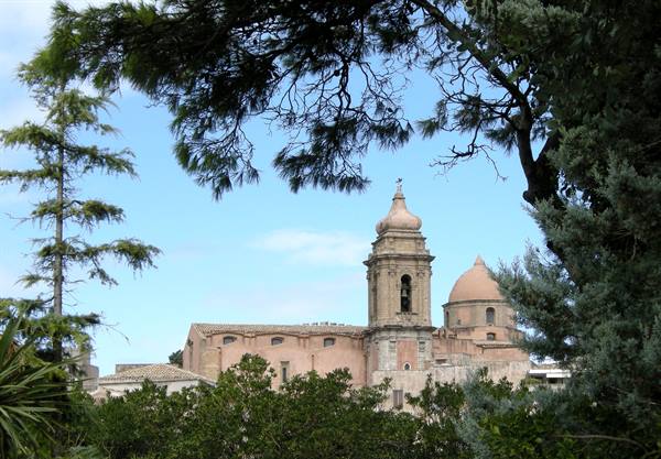Erice - Scorcio di una delle 60 chiese
