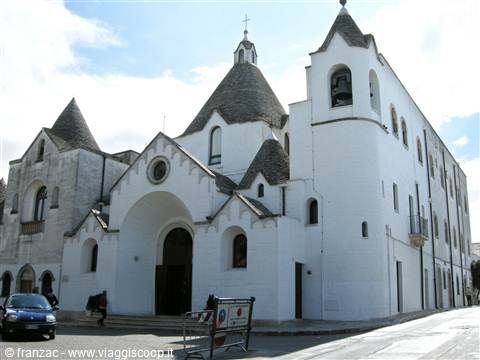 Alberobello - Chiesa Trullo