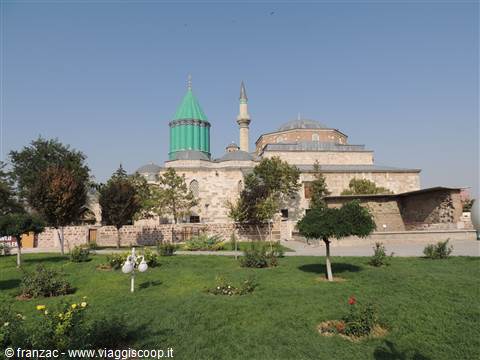 Konya - Il mausoleo di Mevlana