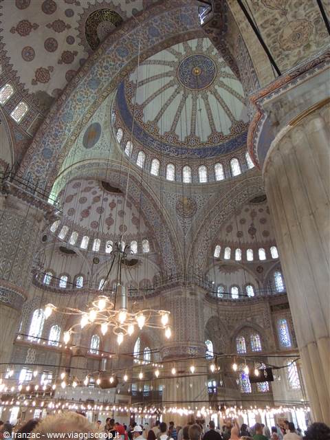 Istanbul - la Moschea Blu - interno