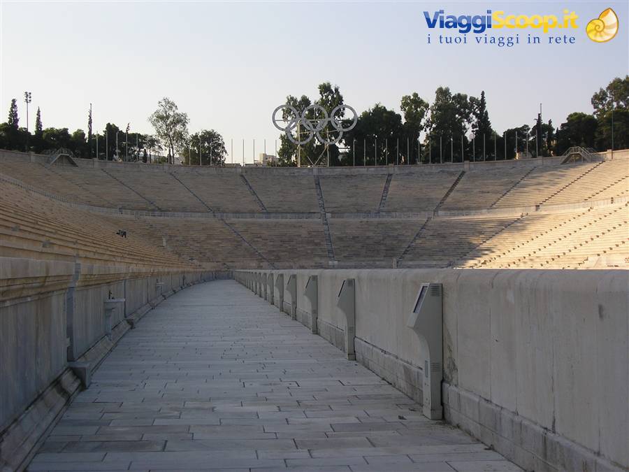 interno dello stadio panathinaiko ad Atene