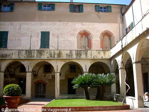 Il chiostro della Cappella Sistina