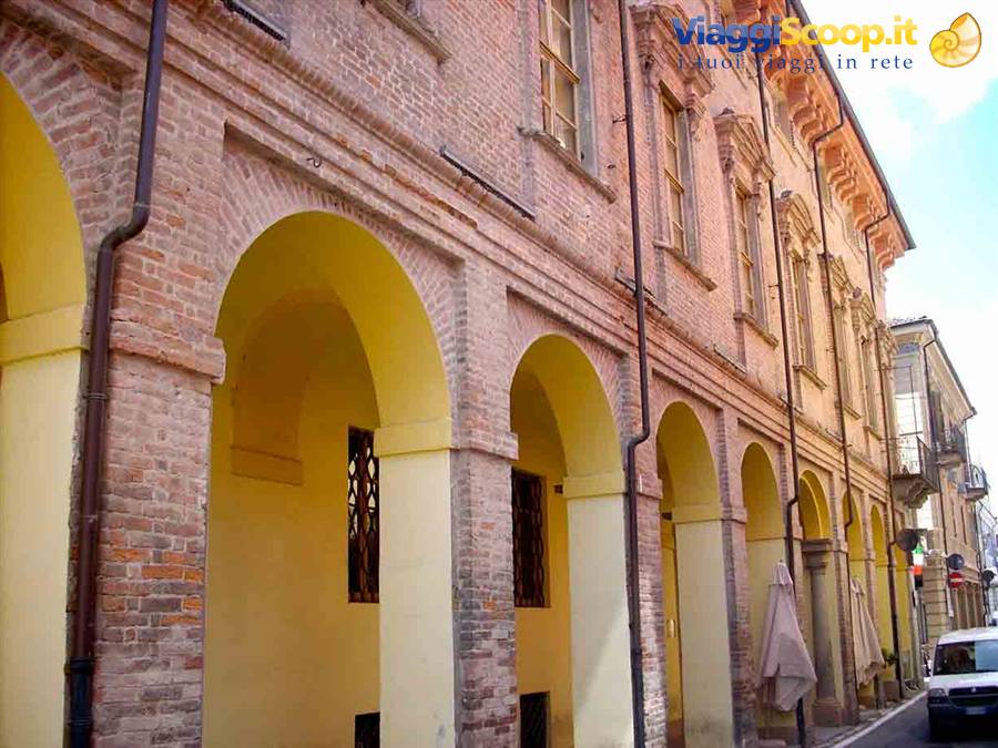 Palazzo Crova