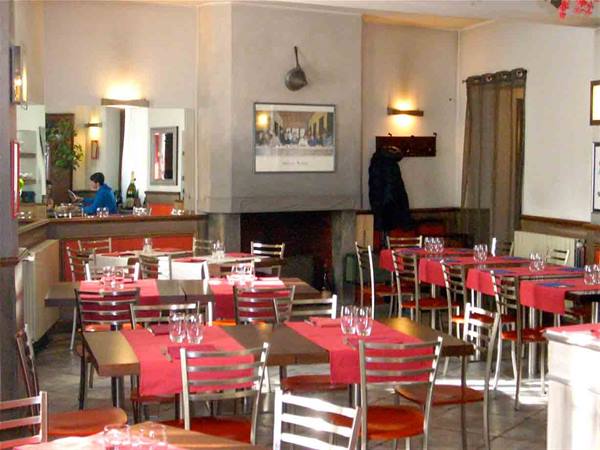 Nella sala del Ristorante Pizzeria Il Bivio