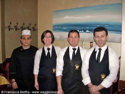 Lo staff del Ristorante Happy Moments